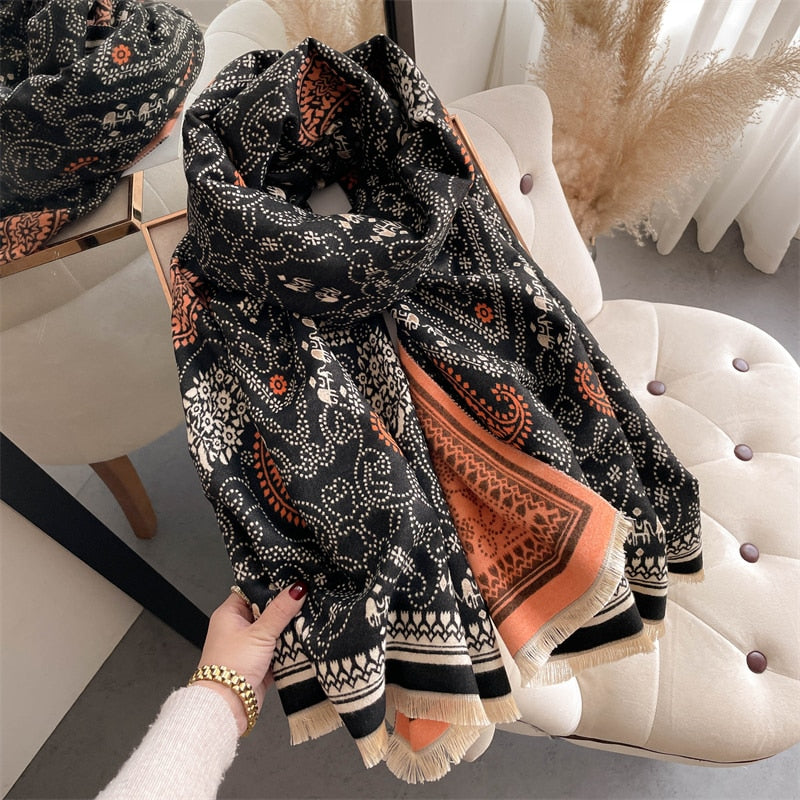 2022 Winter Cashmere Scarf Lady Design Luxury Brand Warm Pashmina Blanket Wraps Women Shawl Female Decoration Thick Foulard