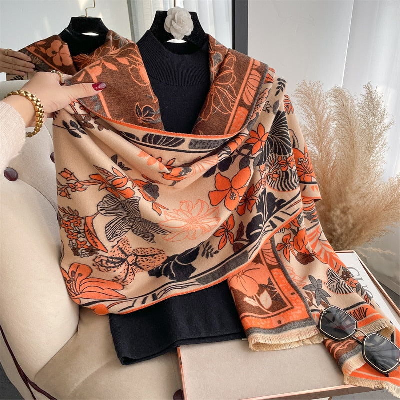 2022 Winter Cashmere Scarf Lady Design Luxury Brand Warm Pashmina Blanket Wraps Women Shawl Female Decoration Thick Foulard